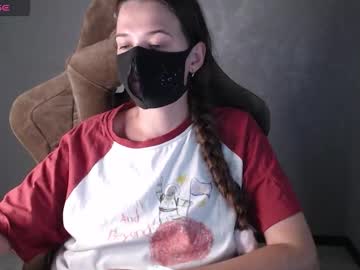 m00n8kiki